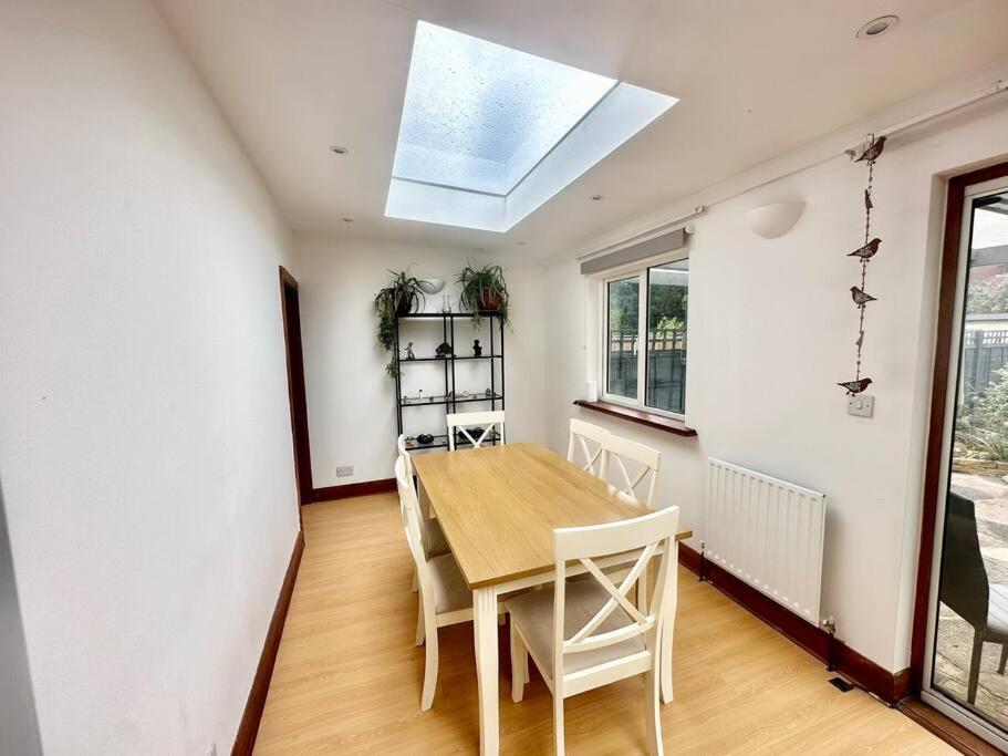 Вилла 4 Bed House In Daneby Road,Se6 Catford Экстерьер фото