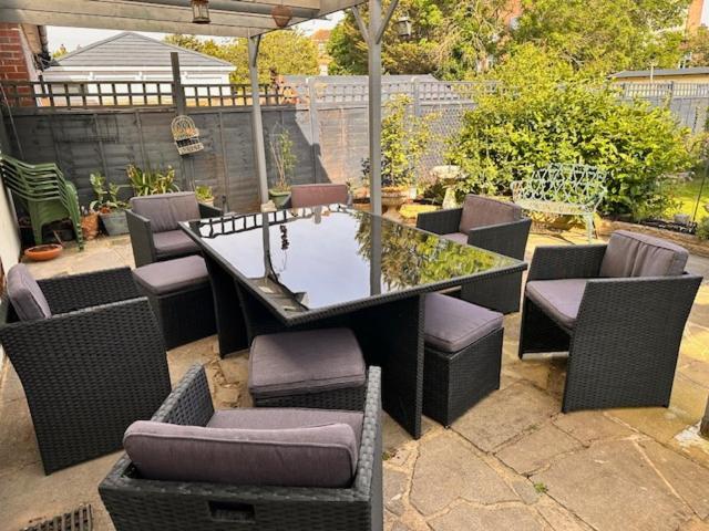 Вилла 4 Bed House In Daneby Road,Se6 Catford Экстерьер фото